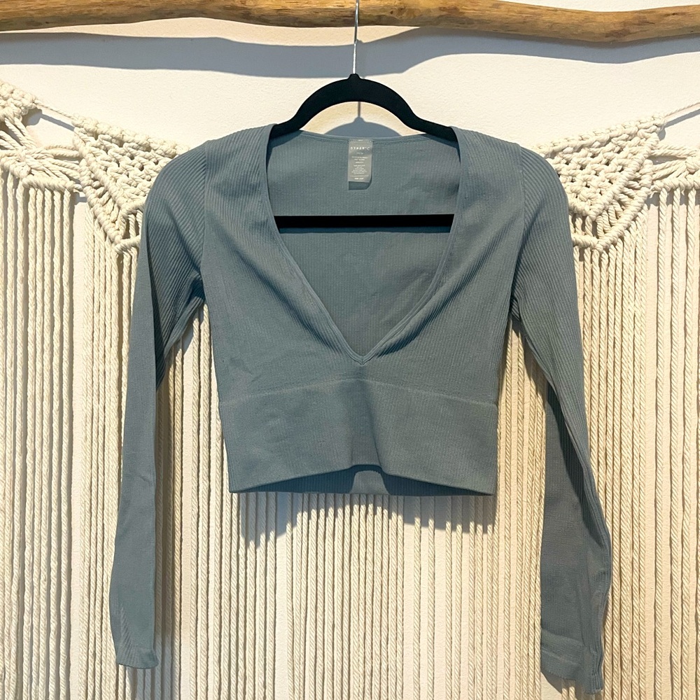 Dynamic Workout Brand Long Sleeve Cropped Top OSFM S-XL Very Stretchy Streetwear